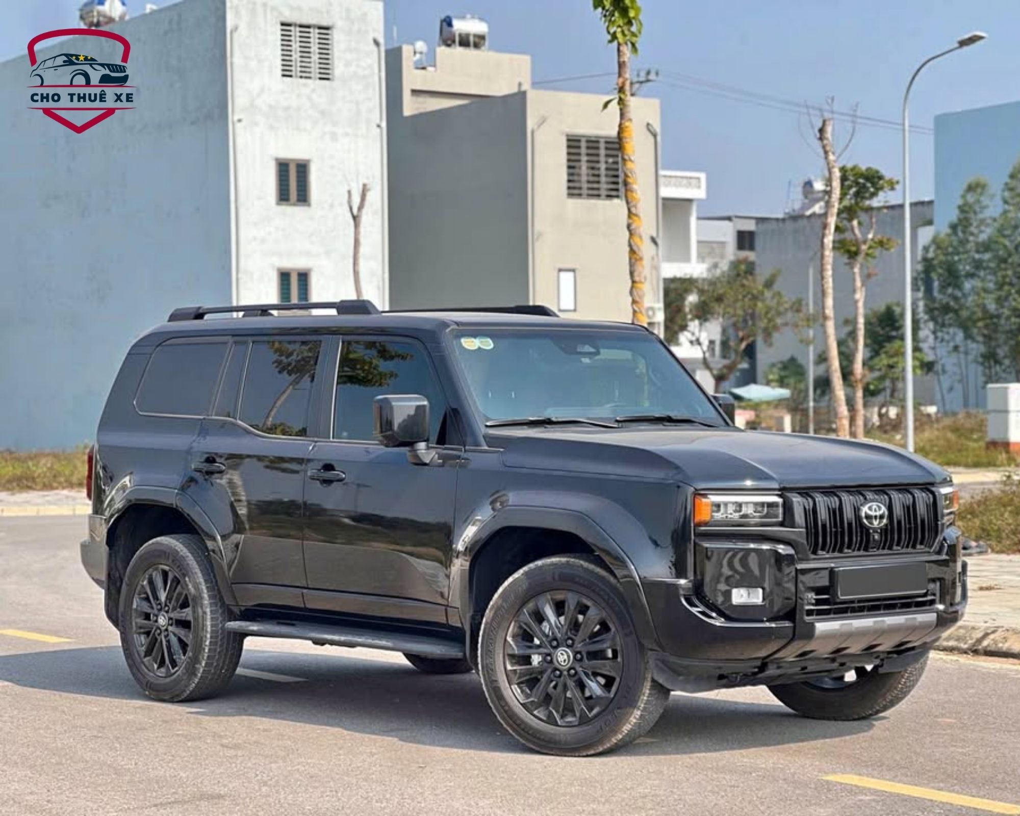 Chinh phục mọi cung đường đi Tây Ninh với 'ông vua' địa hình Land Cruiser Prado