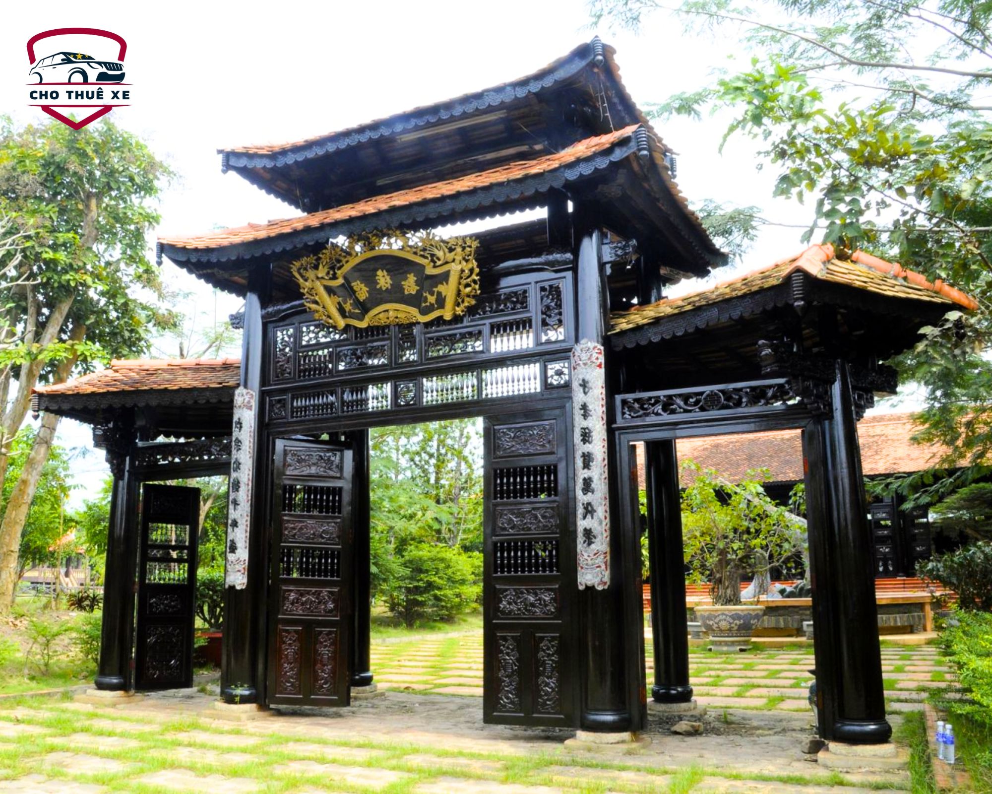 Làng cổ Phước Lộc Thọ