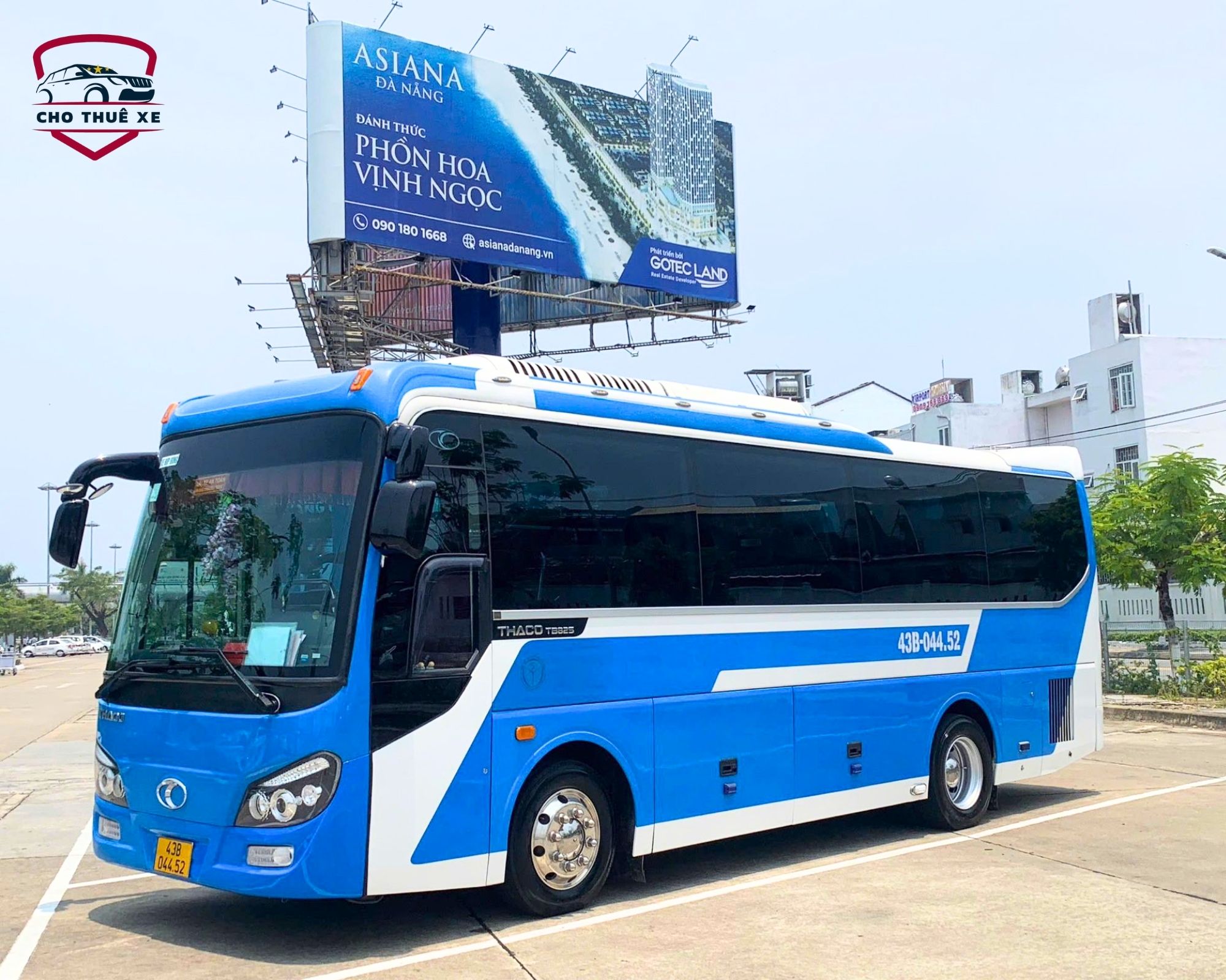 Xe du lịch 29 chỗ đón khách tại Đà Nẵng đi hành hương La Vang