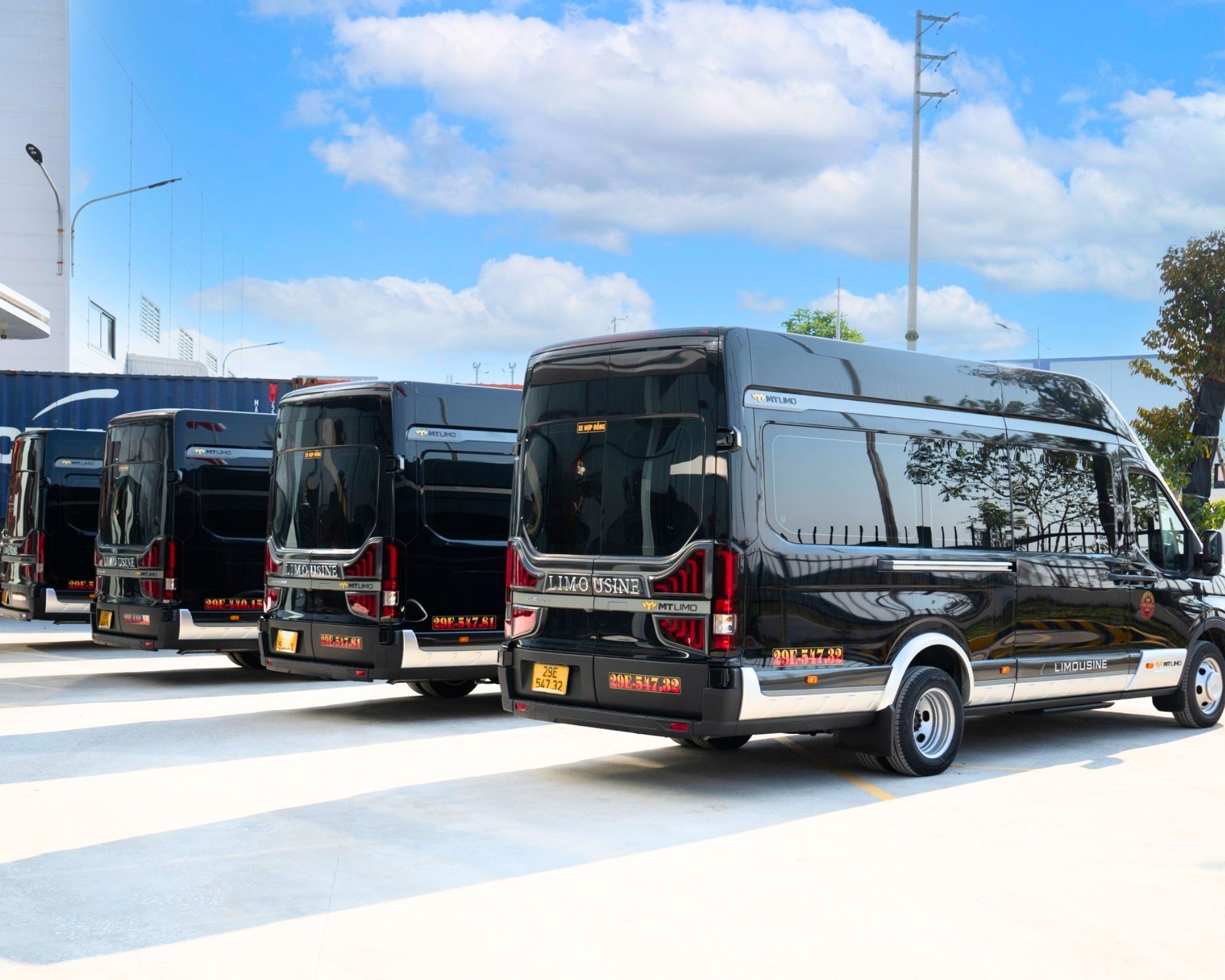 Bảng Giá Thuê Xe Limousine 9 Chỗ Đi Vũng Tàu Cao Cấp 2026