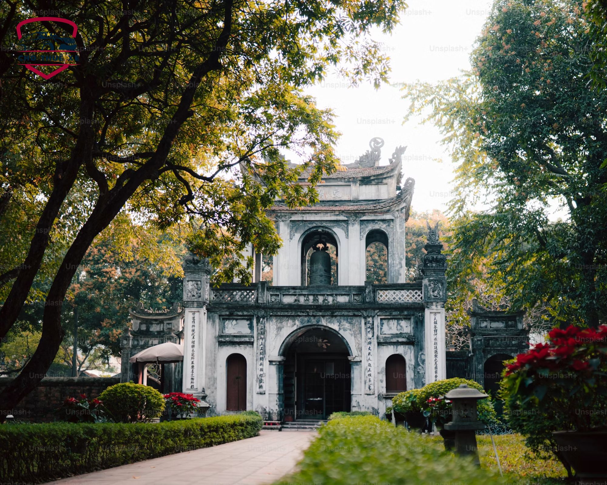 Khám phá di tích lịch sử Văn Miếu Quốc Tử Giám qua chuyến du lịch Hà Nội, nơi lưu giữ tinh hoa giáo dục và khoa cử thời xưa