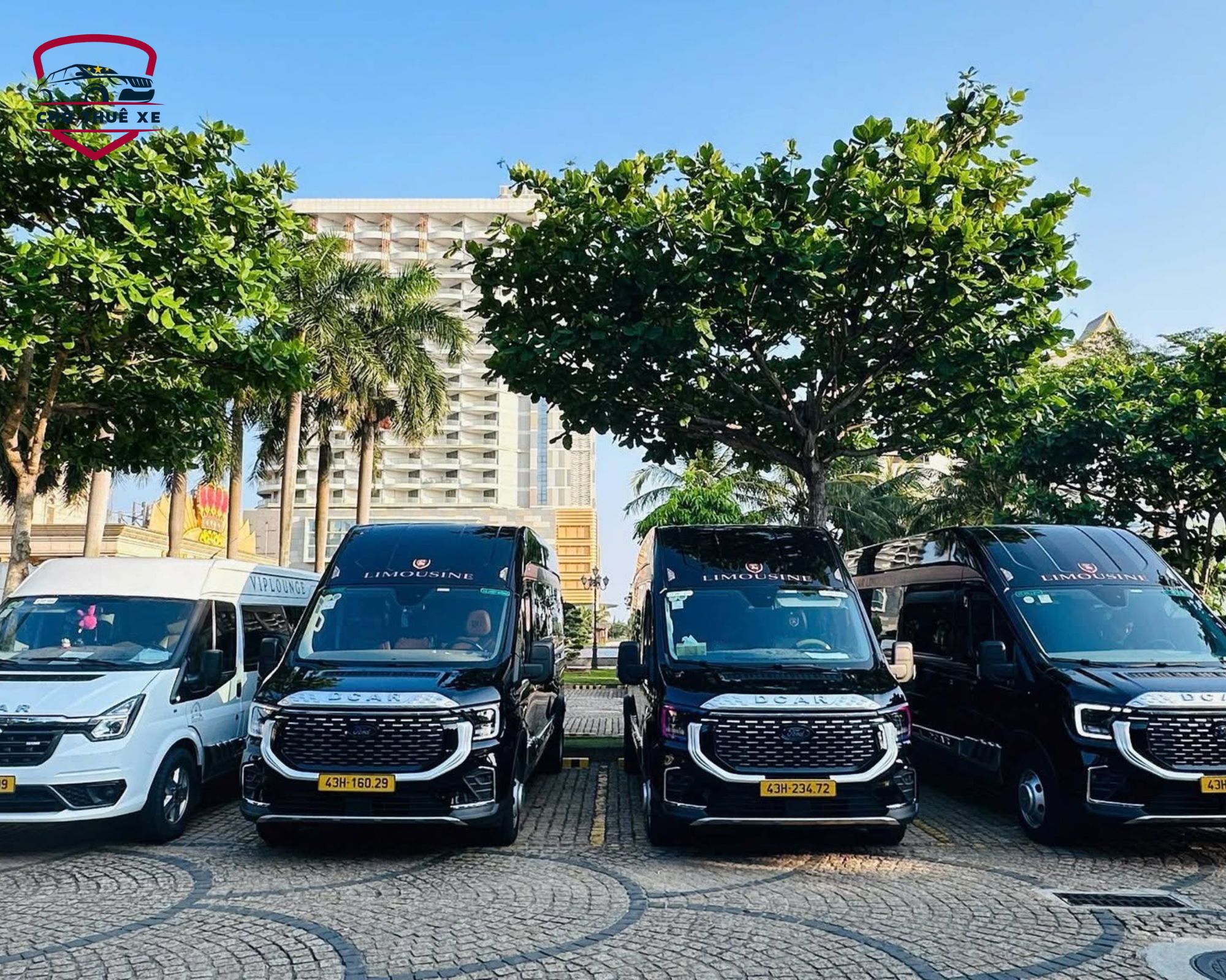 Thuê Xe Limousine Đi Huế Từ Đà Nẵng - Hội An 9,12,19 Chỗ