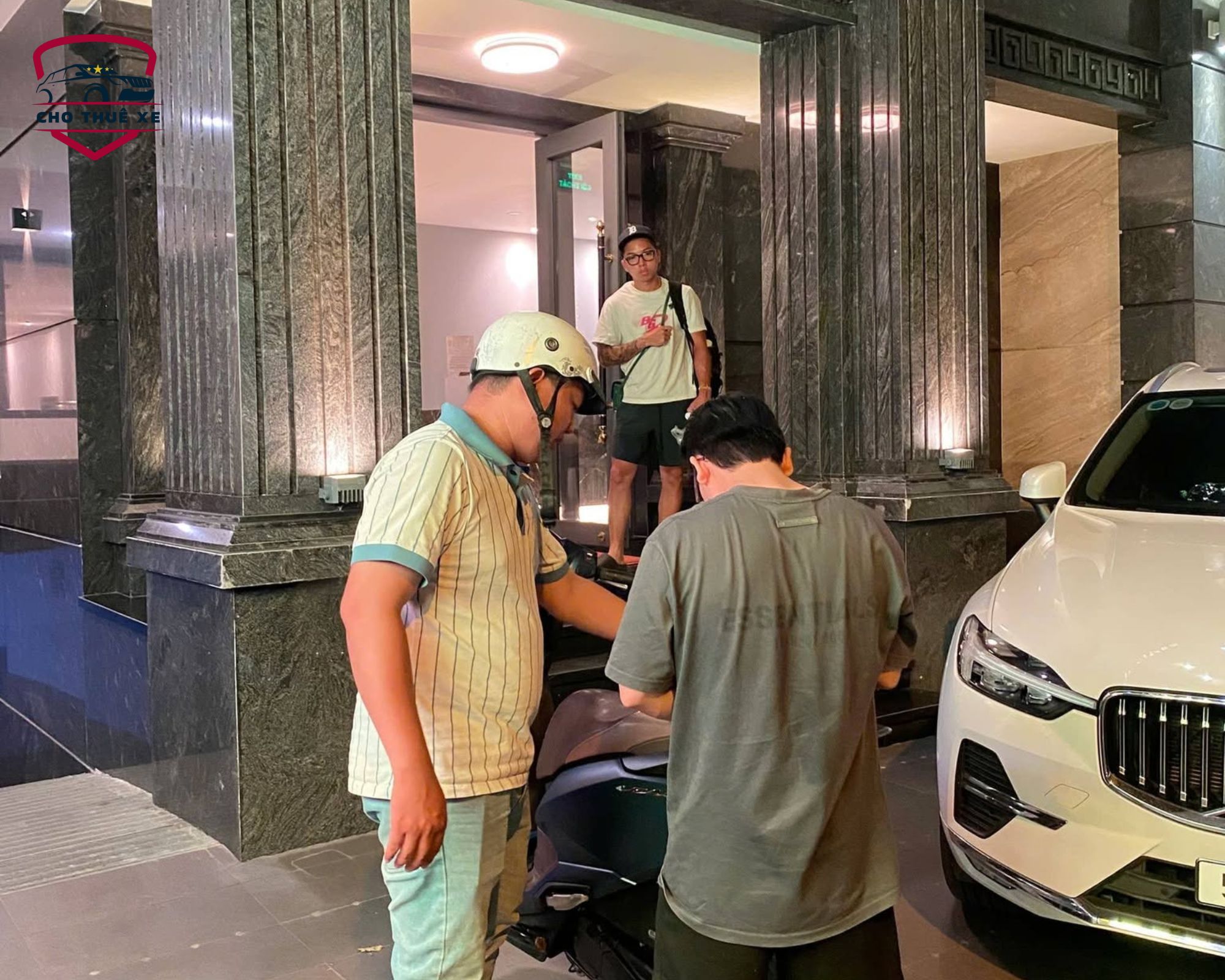 Kinh nghiệm nhận xe và các sự cố phát sinh cần lường trước khi thuê xe tự lái